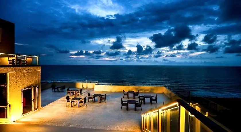 Ocean Breeze Sea Haven Luxury Apartments Negombo