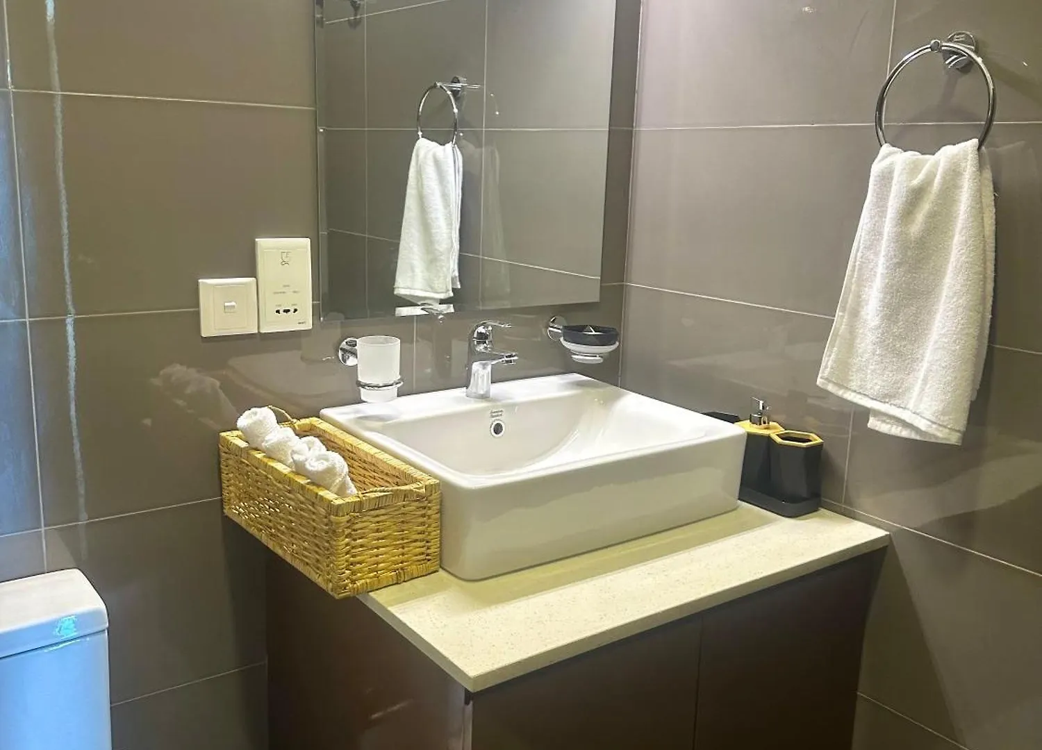 Ocean Breeze Sea Haven Luxury Apartments Negombo